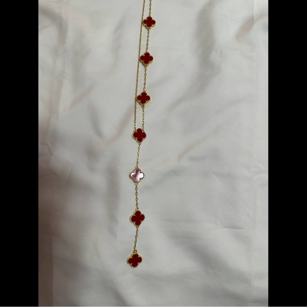 Chic Red and Gold Clover Necklace